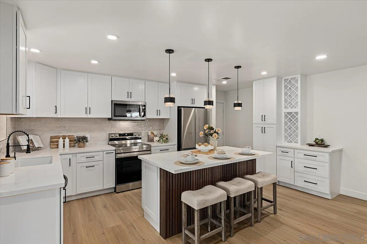 https://cdn.realtyfeed.com/cdn/127/250037825/e193e8a824c2790bfd69aee1b82d6dab.webp