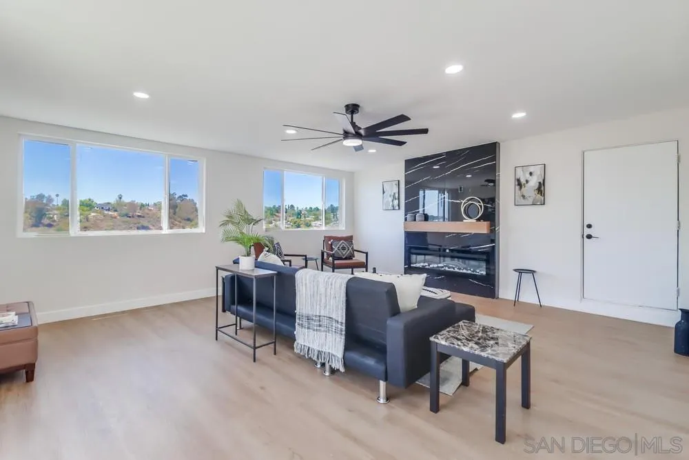 https://cdn.realtyfeed.com/cdn/127/250037826/01f1cea309fc7a8950024e18214b602c.webp