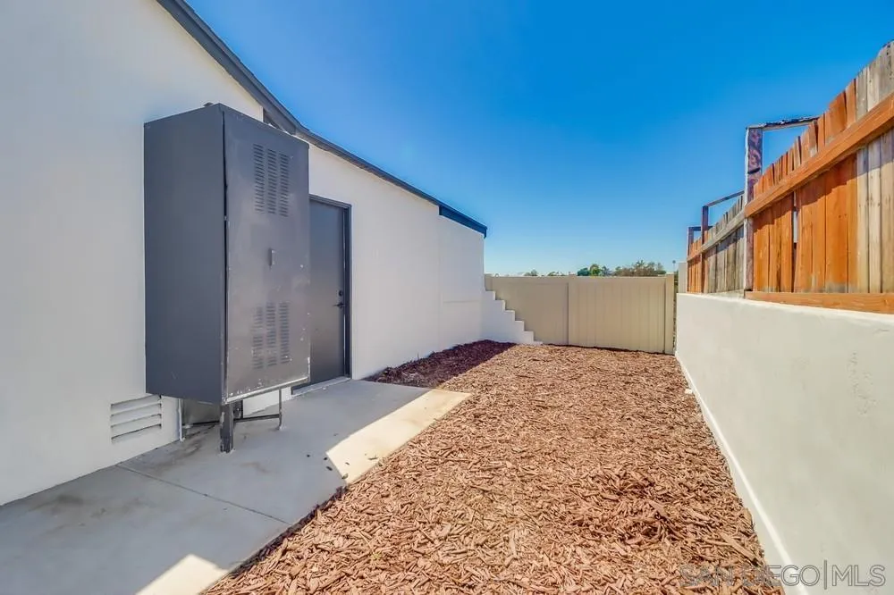 https://cdn.realtyfeed.com/cdn/127/250037826/1a42fdb138b90224471a7cf89fde7deb.webp