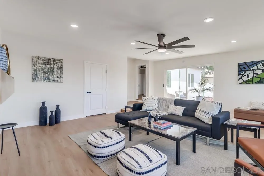 https://cdn.realtyfeed.com/cdn/127/250037826/bd54f27c6b1908dfb5bad0819b528428.webp