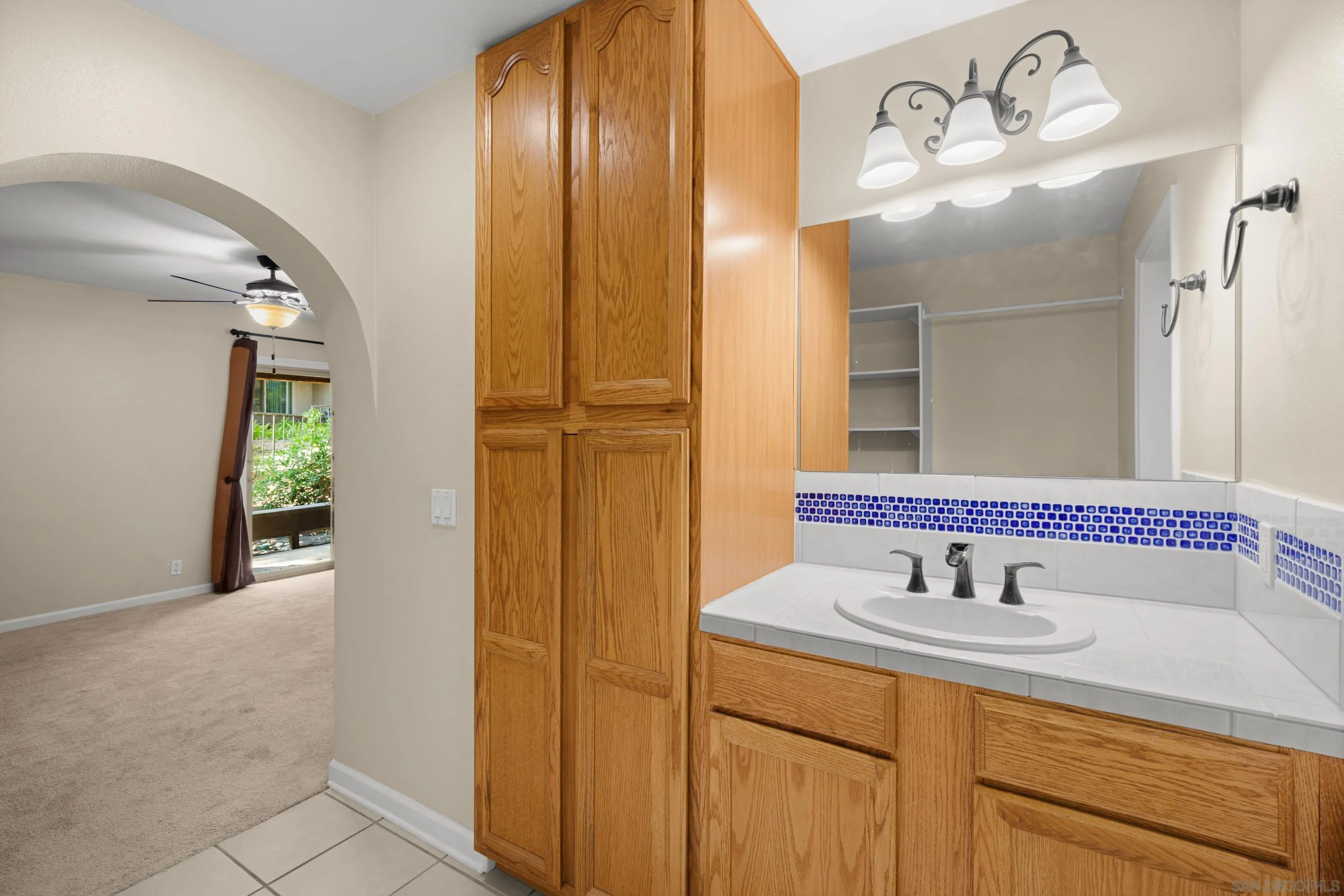 https://cdn.realtyfeed.com/cdn/127/250037827/379ea523fdbc746e9ddcd1a53a4ca31c.webp