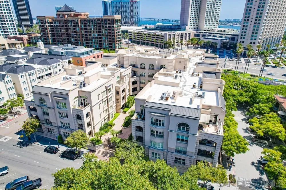 https://cdn.realtyfeed.com/cdn/127/250037832/02c464e4bd7b8745db1e10d9ad2a2070.webp