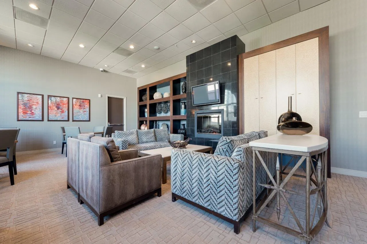 https://cdn.realtyfeed.com/cdn/127/250037832/5cf9b36707143c3c7b55b14f9045204d.webp