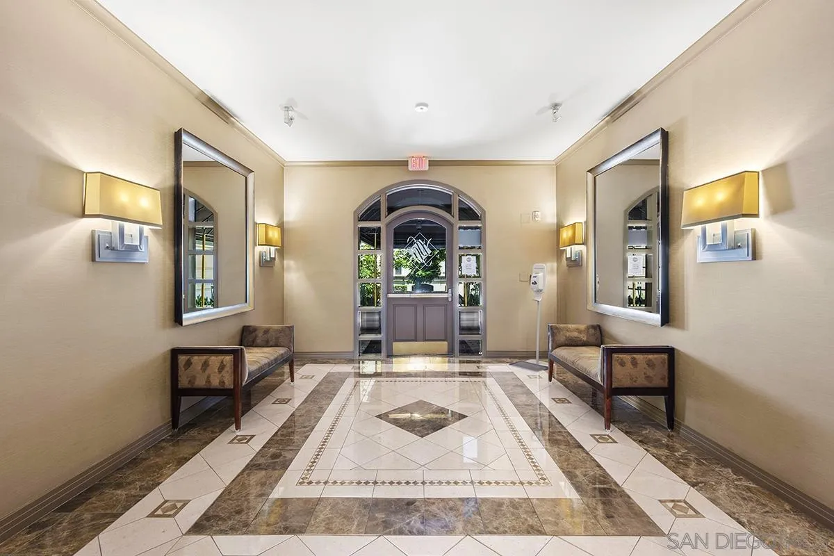 https://cdn.realtyfeed.com/cdn/127/250037832/da9464ed3252178dde36853794743ba7.webp