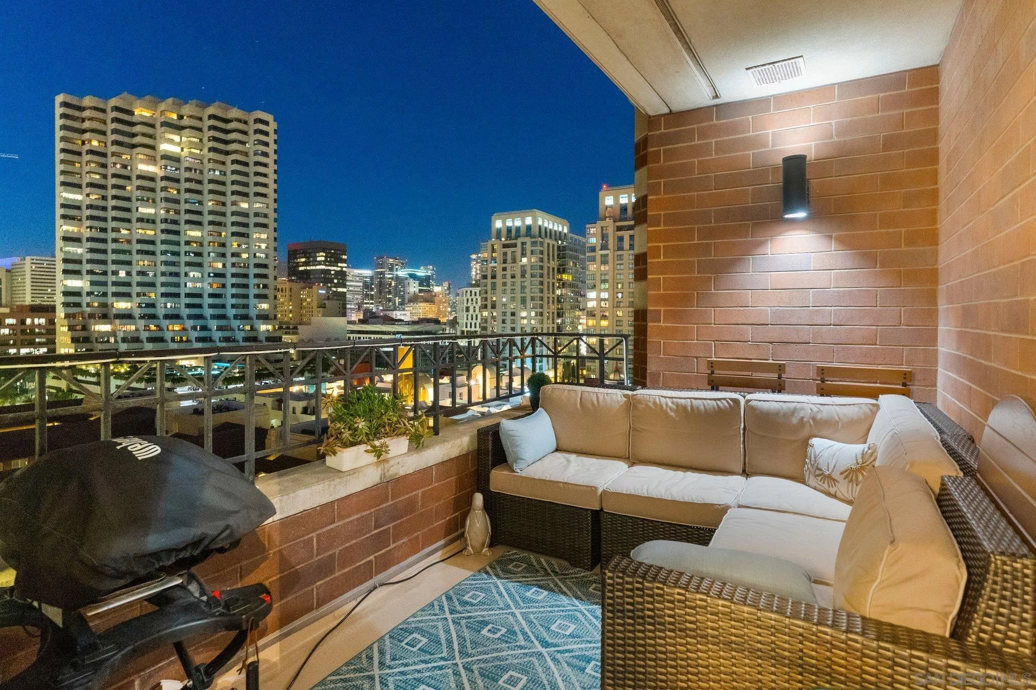 Photo #3: 250037834 Listing 