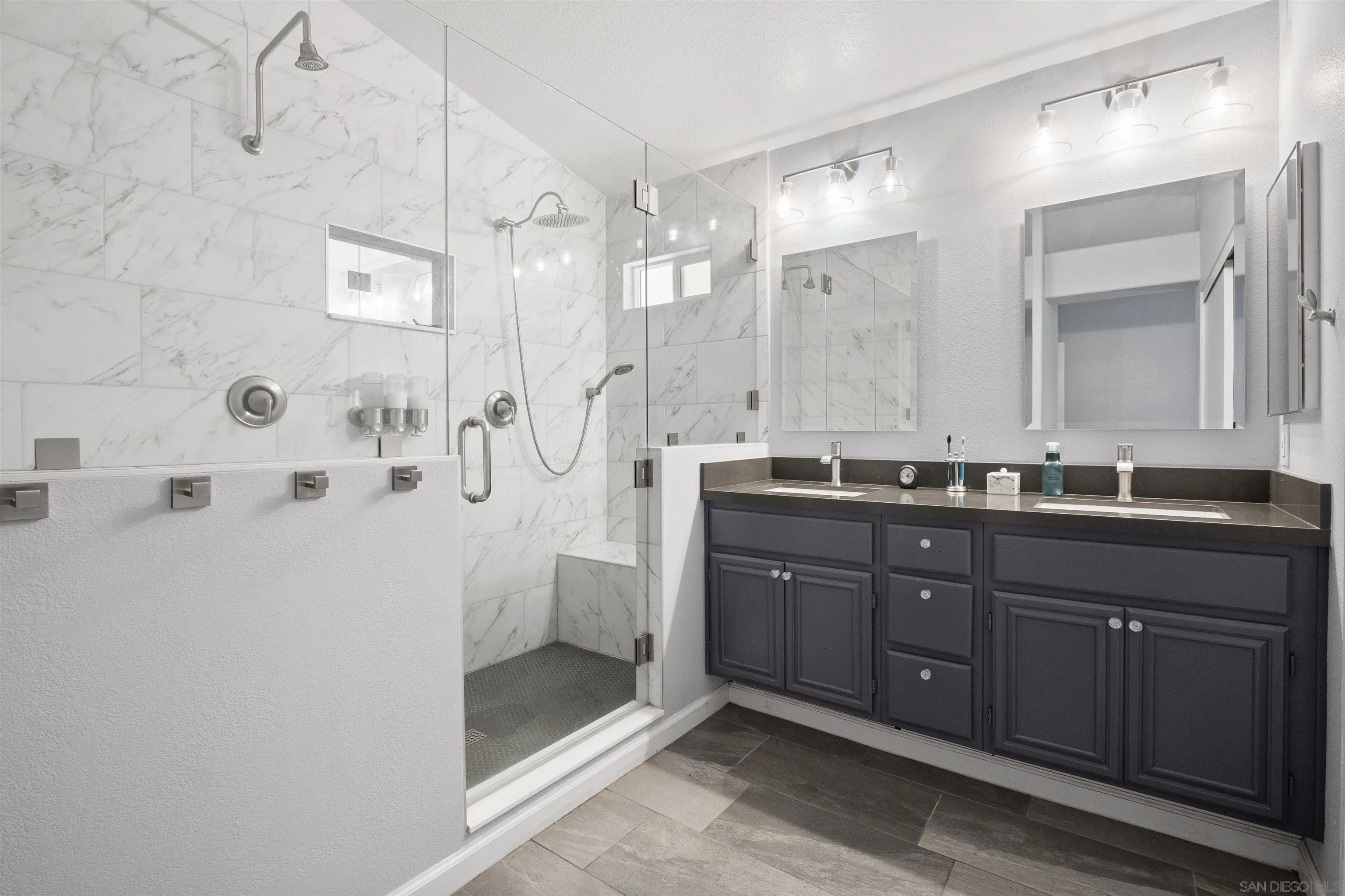 https://cdn.realtyfeed.com/cdn/127/250037835/3584e1a3b2b059822a78da47e7c79e94.webp