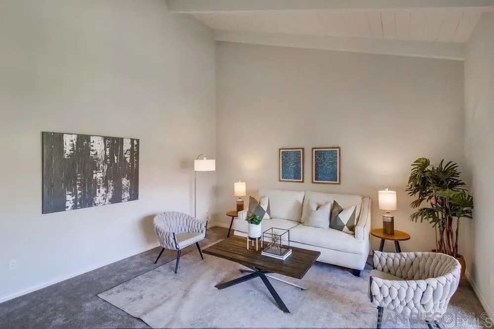 https://cdn.realtyfeed.com/cdn/127/250037840/9dd9585daca59c0df95acd48f9582409.webp