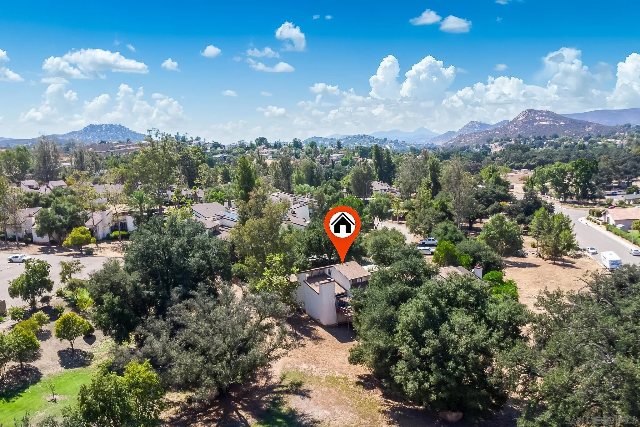 https://cdn.realtyfeed.com/cdn/127/250037842/8b0d03fd4078c9b3f69395400c60f666.webp