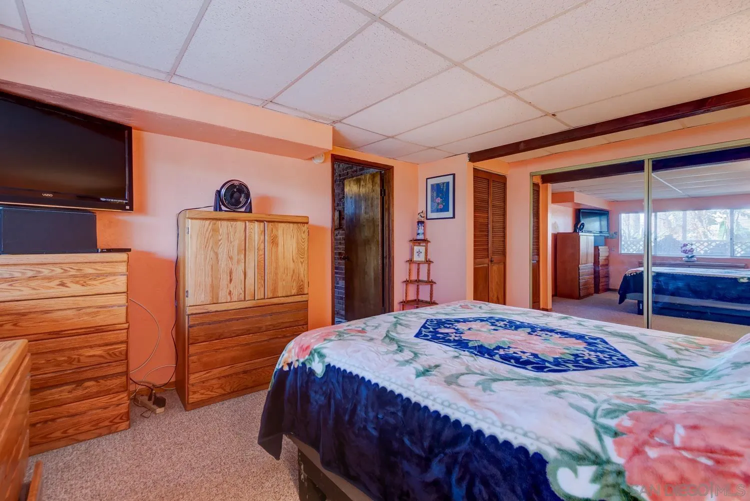https://cdn.realtyfeed.com/cdn/127/250037844/240cab7434c4ac062e1ebaeeec251328.webp