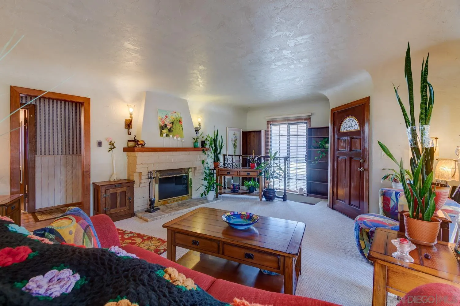 https://cdn.realtyfeed.com/cdn/127/250037844/ef08f307d6522cd32c0c417b3fc39df5.webp