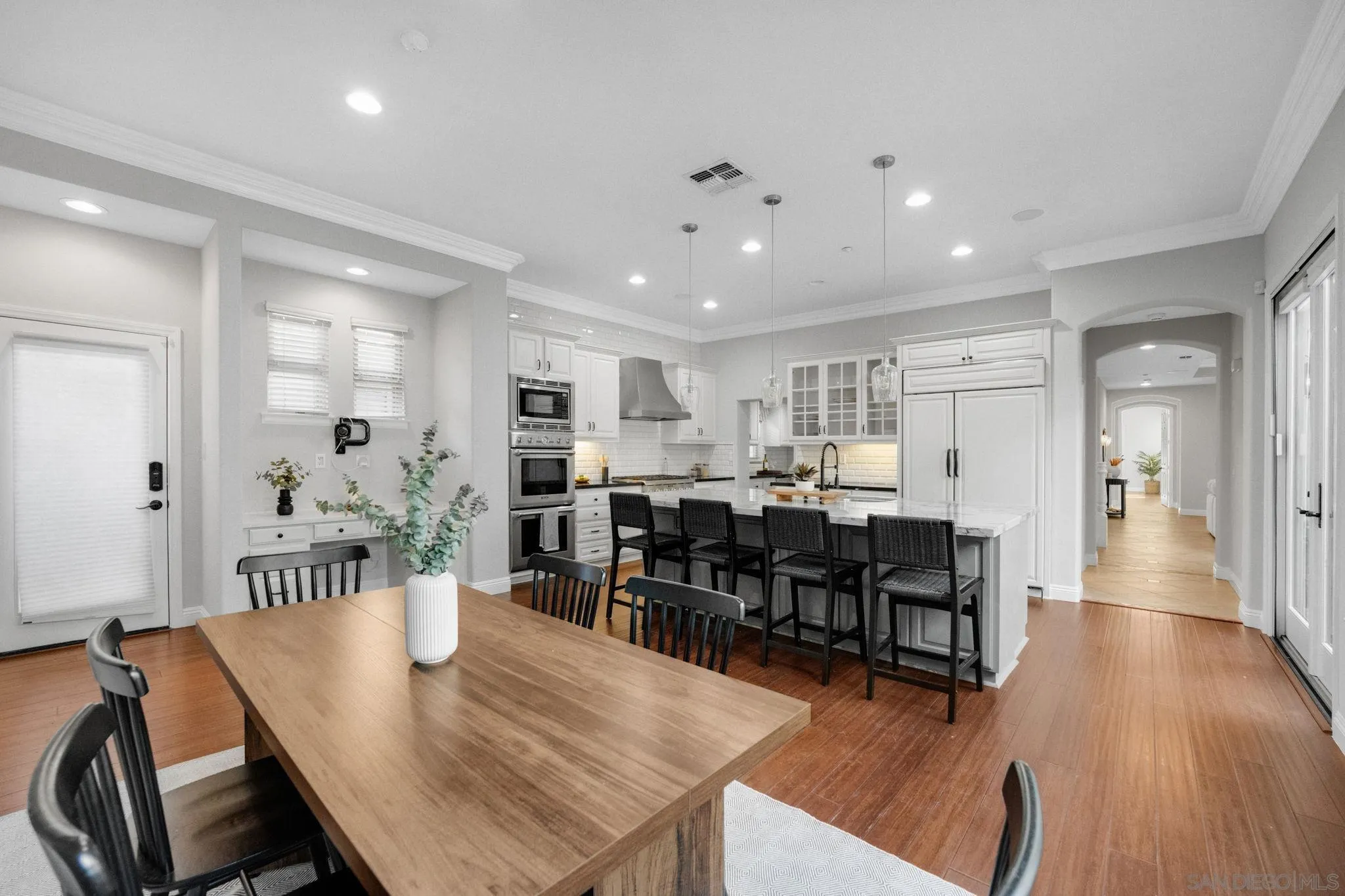 https://cdn.realtyfeed.com/cdn/127/250037848/899a8f6632a570c5bdc92c673fc35aae.webp