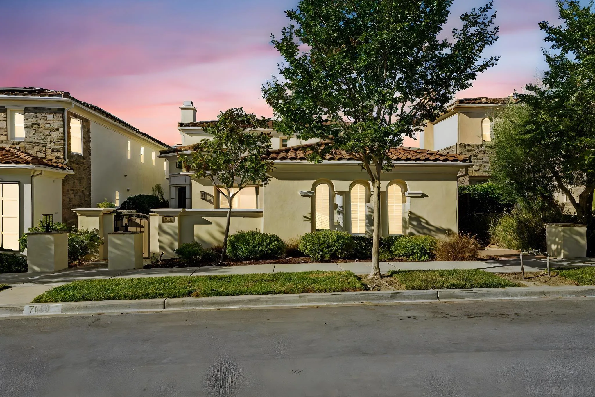 https://cdn.realtyfeed.com/cdn/127/250037848/bd04d691c3b4a5daa2b3672a9afbcc44.webp