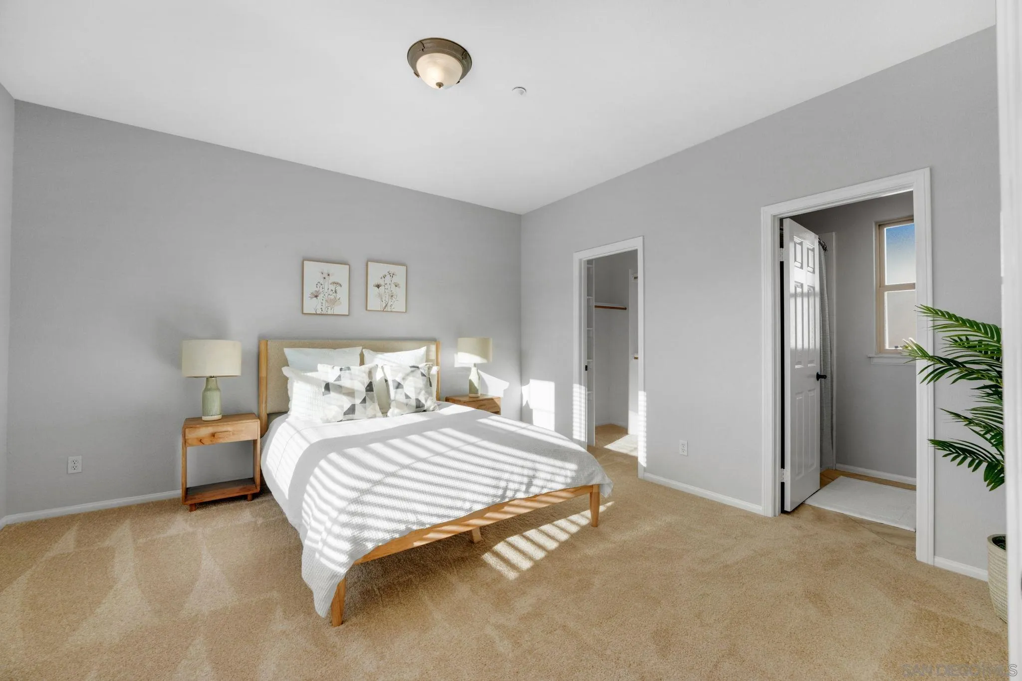 https://cdn.realtyfeed.com/cdn/127/250037848/e4a3c292e9446a732961b2e43a7b3cf9.webp