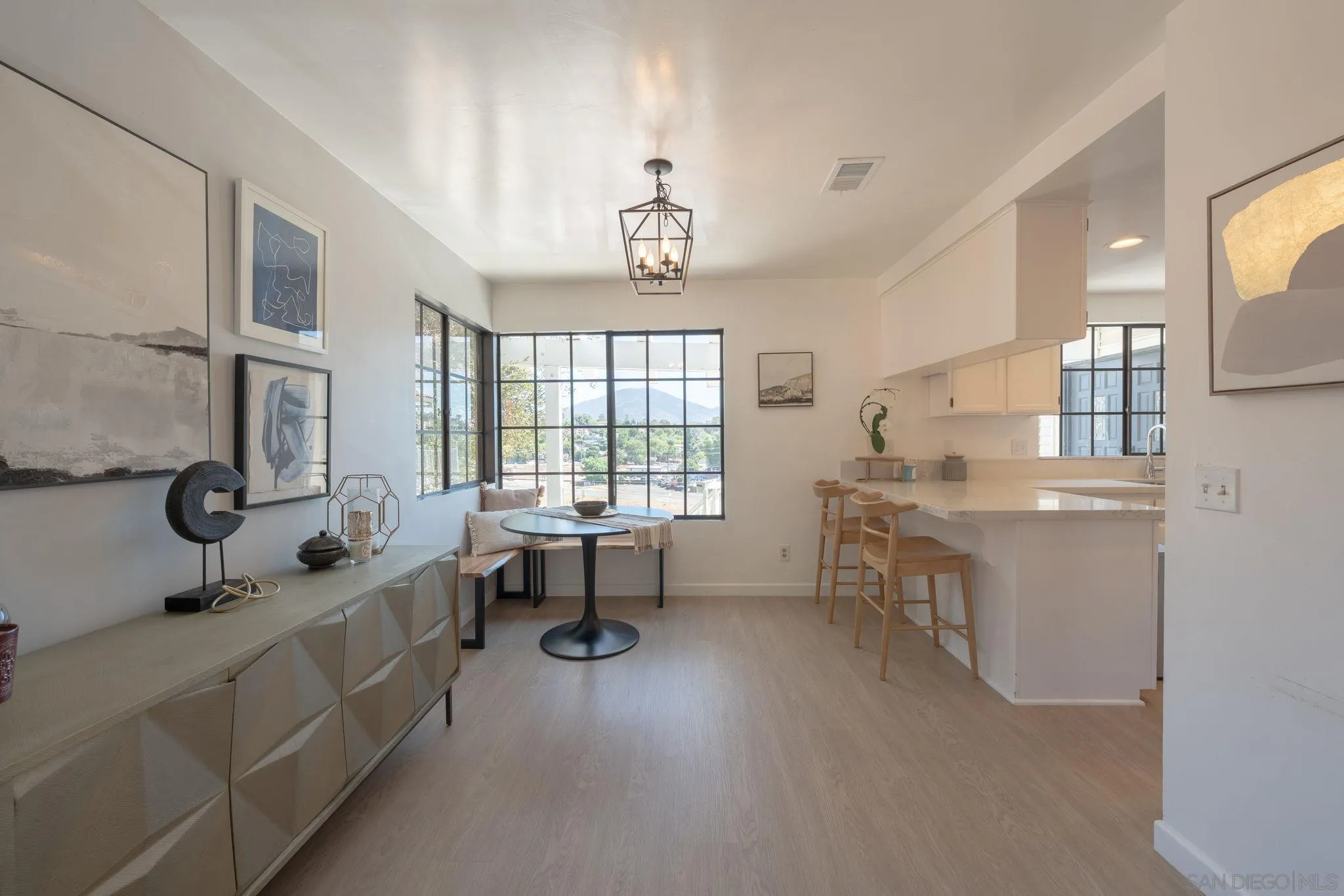 https://cdn.realtyfeed.com/cdn/127/250037854/28d9d133badf11d98541c7879618e44c.webp