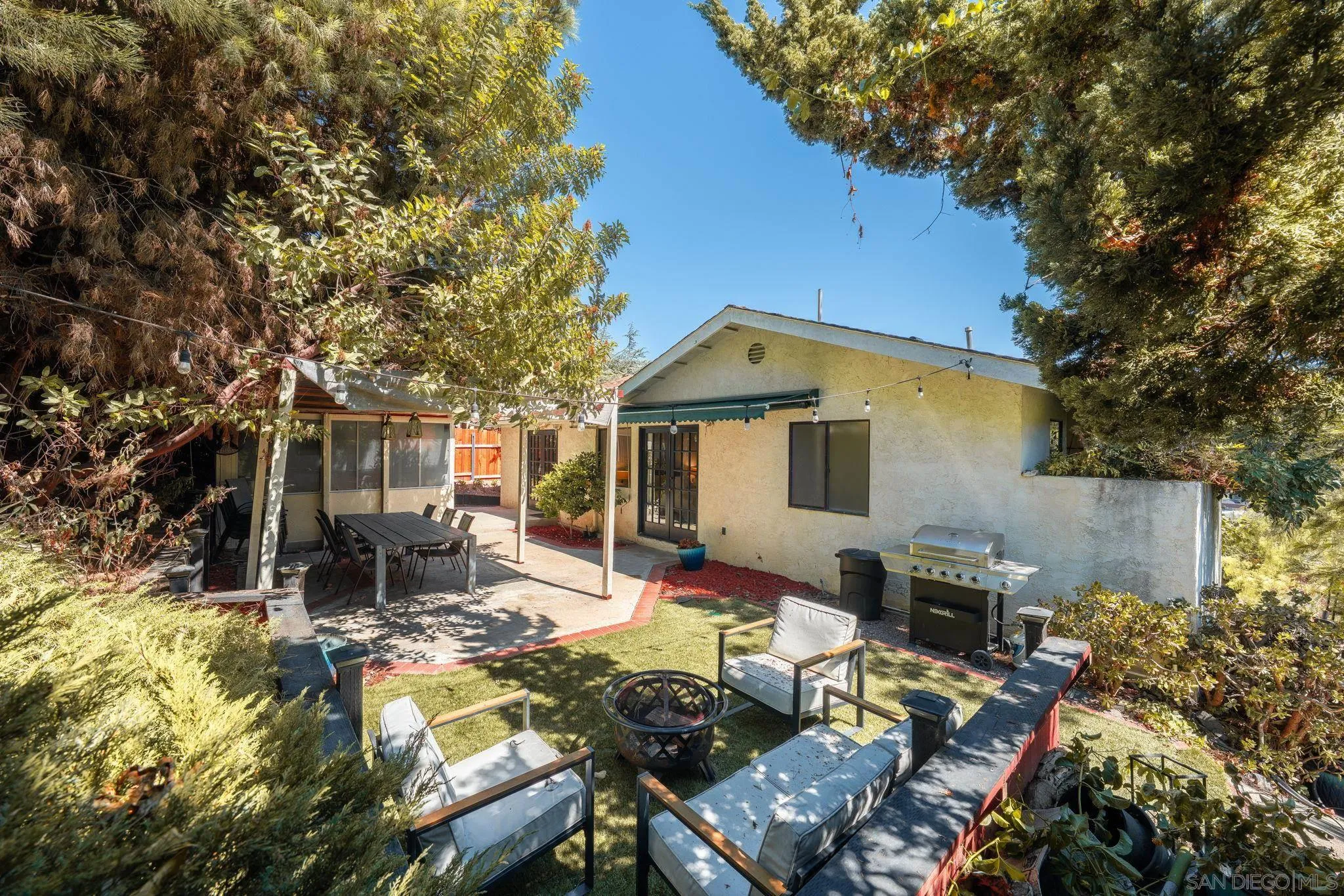 https://cdn.realtyfeed.com/cdn/127/250037854/4fd09d798a8c27529200fc2885260e17.webp