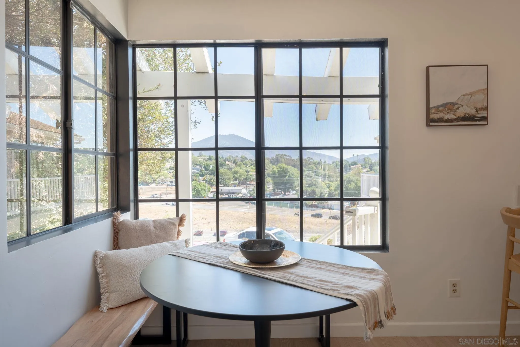 https://cdn.realtyfeed.com/cdn/127/250037854/9b6b32c1b40ce33e78c092d1d06b385e.webp