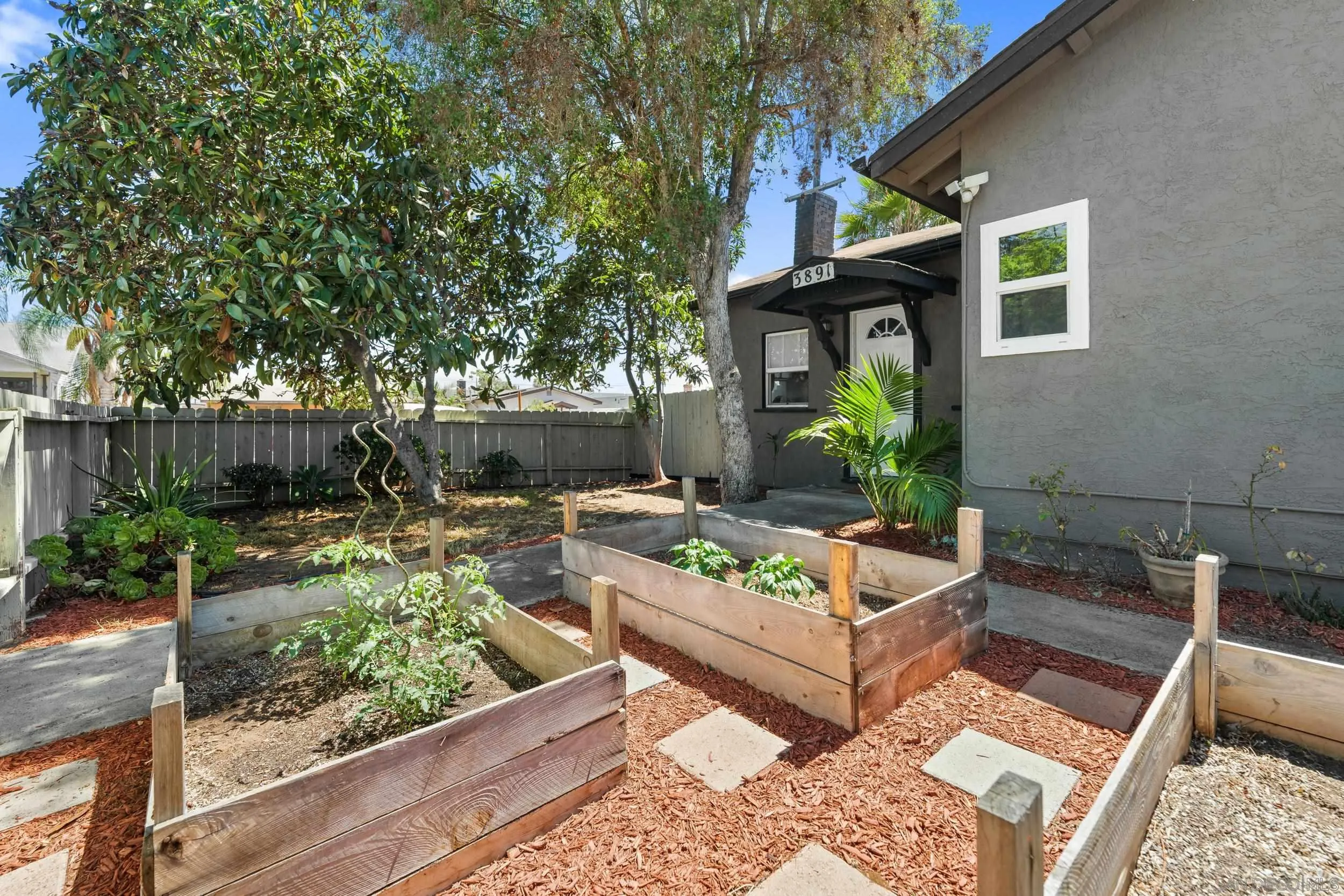https://cdn.realtyfeed.com/cdn/127/250037866/c34283a19533bb7d3551ba614263ef4a.webp
