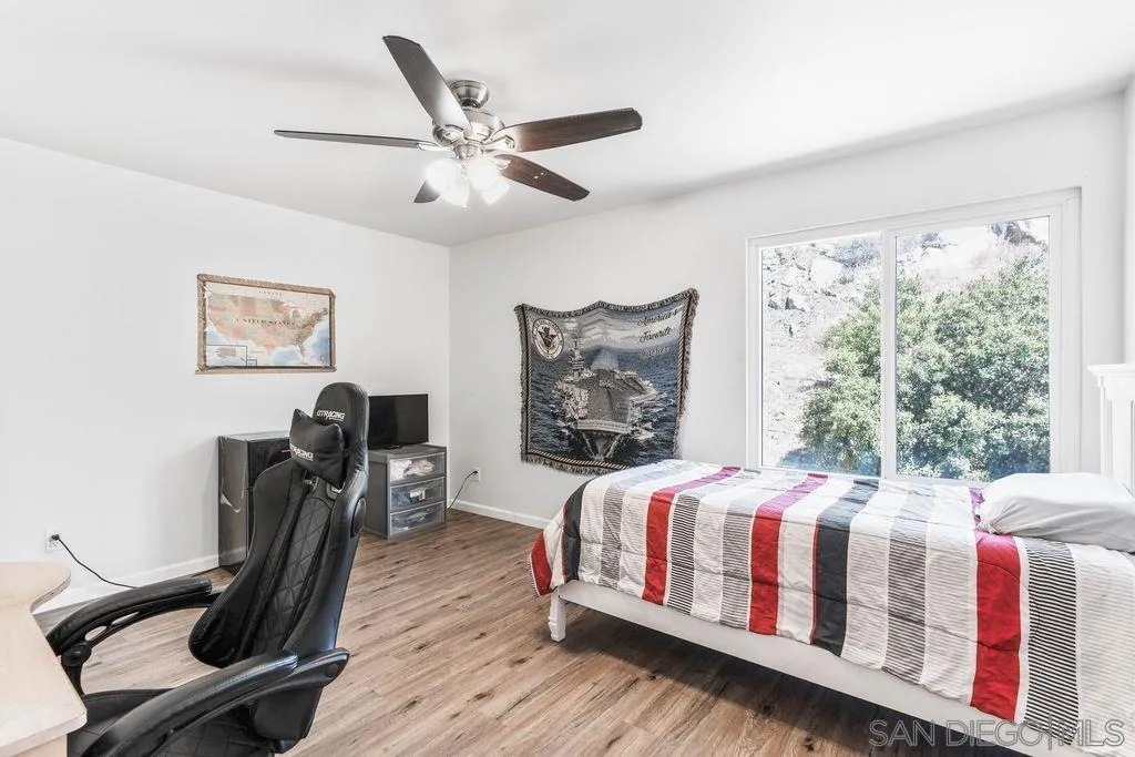 https://cdn.realtyfeed.com/cdn/127/250037869/4cd18aeb950480b7ecdf82a38ceb72c2.webp