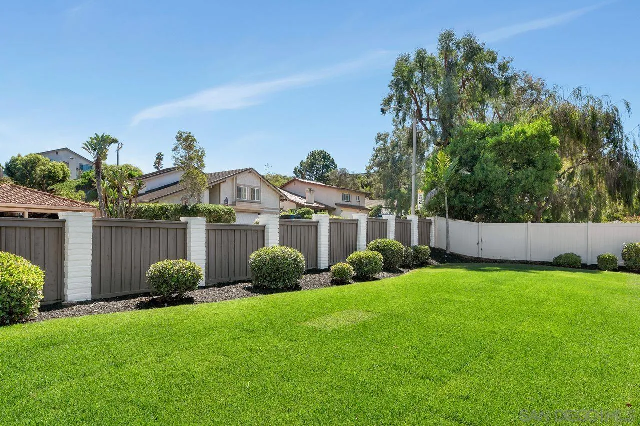 https://cdn.realtyfeed.com/cdn/127/250037870/85d60f878f80972c7ce6bf3812c3c70c.webp