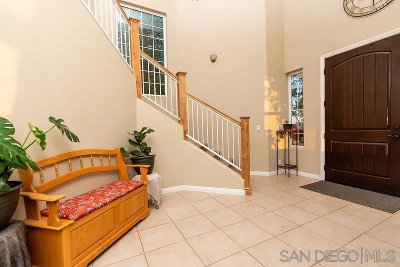 https://cdn.realtyfeed.com/cdn/127/250037872/c2c67afa23735ccbbb1a1c8f4f2d1fa6.webp