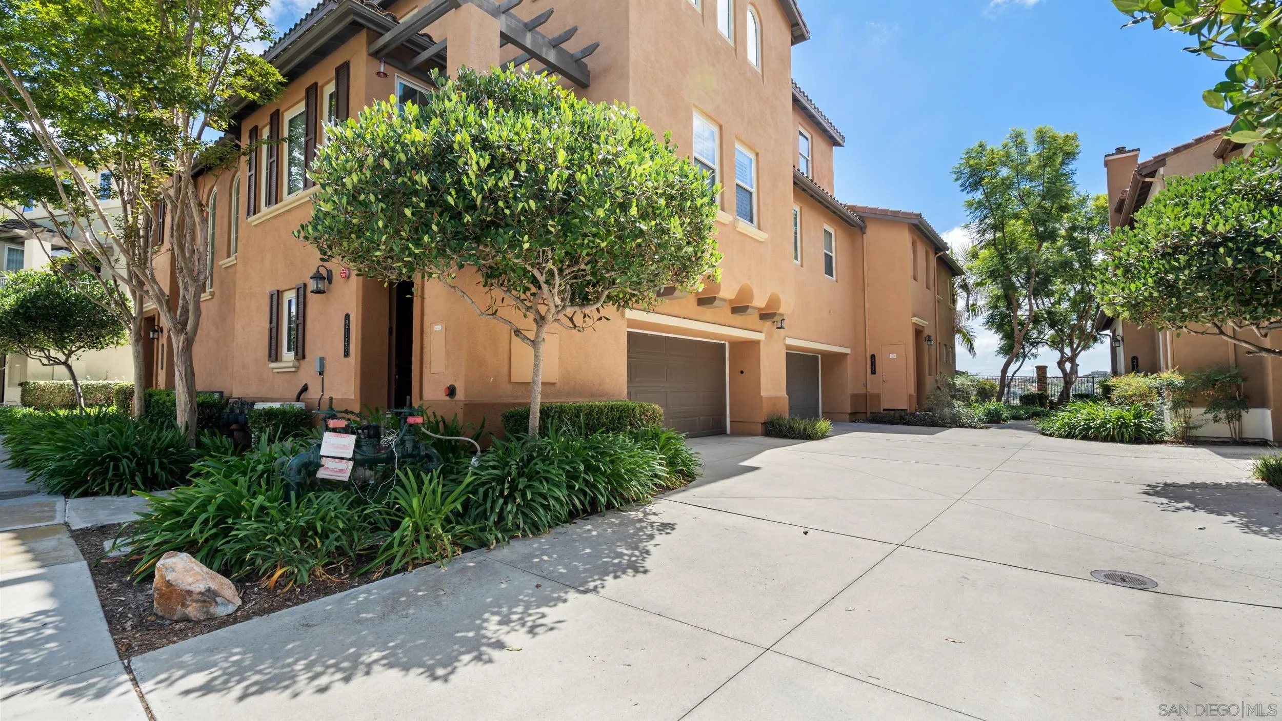 https://cdn.realtyfeed.com/cdn/127/250037874/14069a259e34f890f821e9c7c561fffd.webp