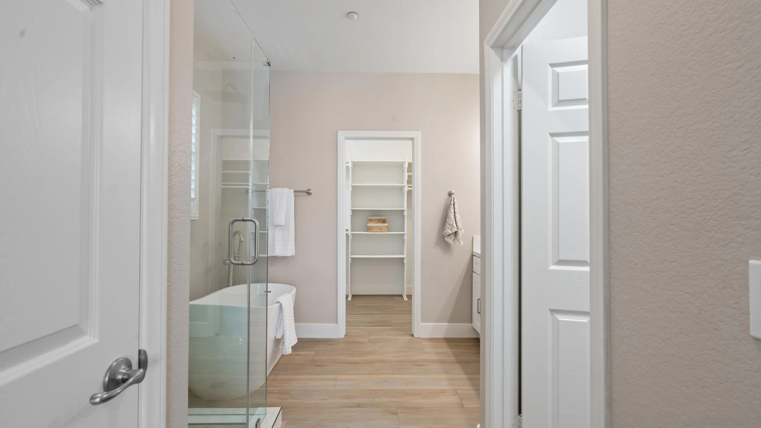 Photo #16: 250037874 Listing: Photo #16