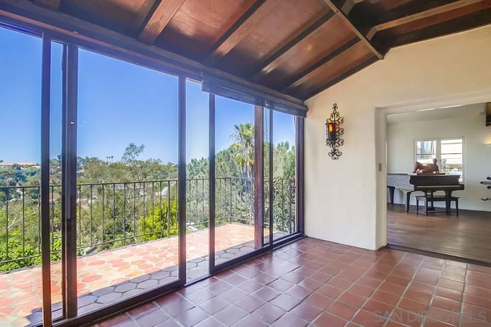 https://cdn.realtyfeed.com/cdn/127/250037882/19bcf1c2e3a3b6d842491e8b5dde3330.webp