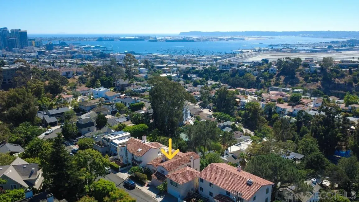 https://cdn.realtyfeed.com/cdn/127/250037882/269d53573ffe71d439db9c3c7cdcb97d.webp