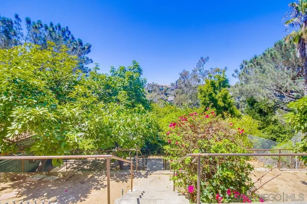 https://cdn.realtyfeed.com/cdn/127/250037882/6f3b5cd97afb51b7f52672ff4df07468.webp