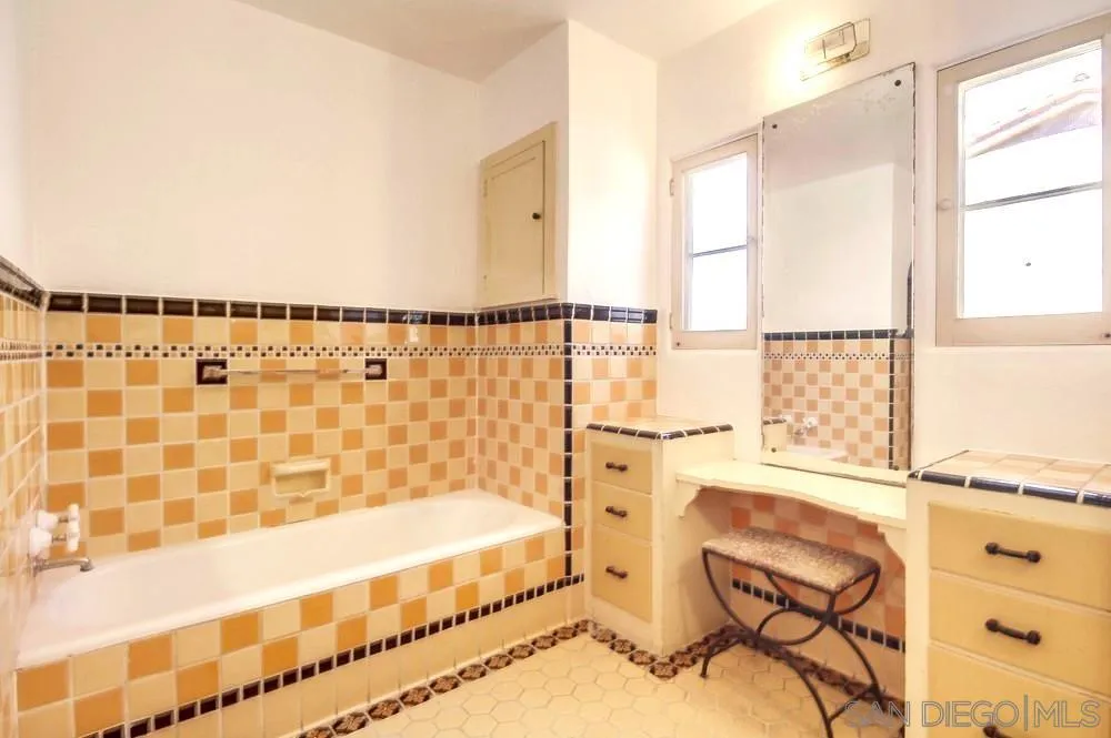 https://cdn.realtyfeed.com/cdn/127/250037882/a8cd6c5e78e229d2d341bf823242018f.webp
