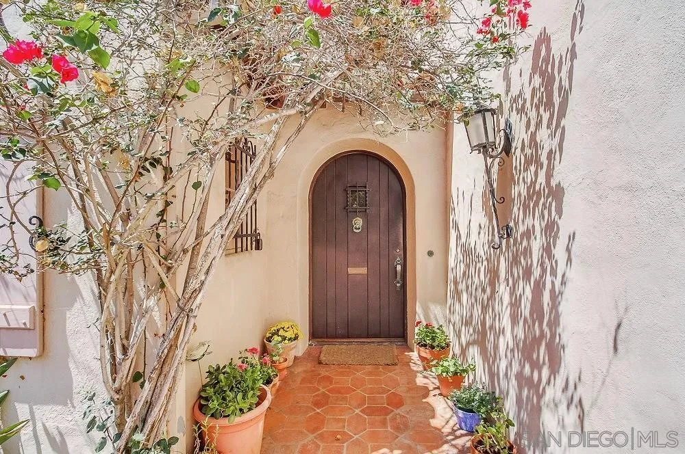 https://cdn.realtyfeed.com/cdn/127/250037882/ce2522e25fa3f43f90d62165c7be1e86.webp