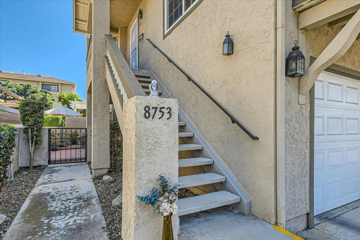 https://cdn.realtyfeed.com/cdn/127/250037890/7207d09cf426a8af22b360f9facdfbcb.webp