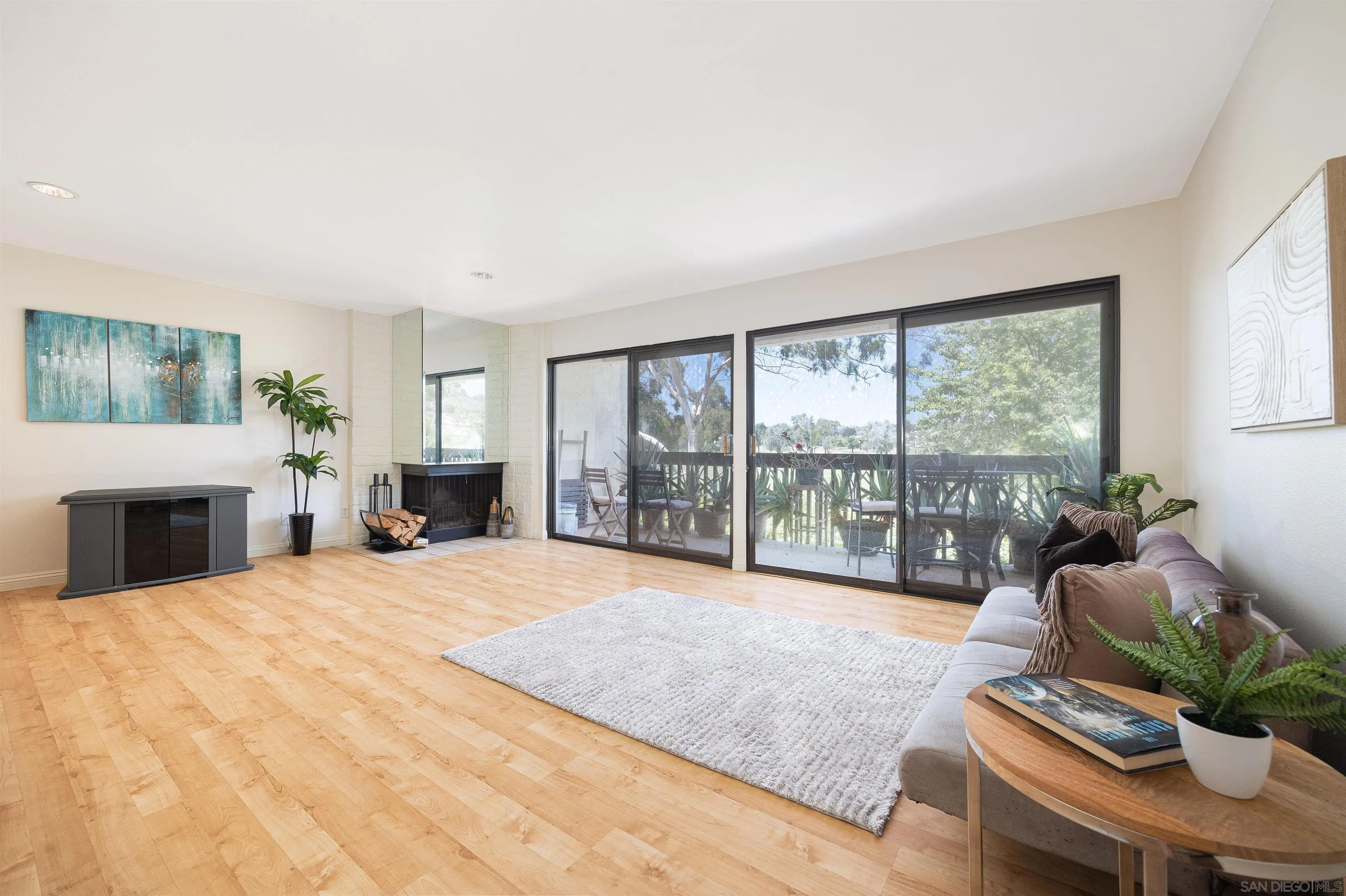 MLS: 250037901 Condo For Sale
