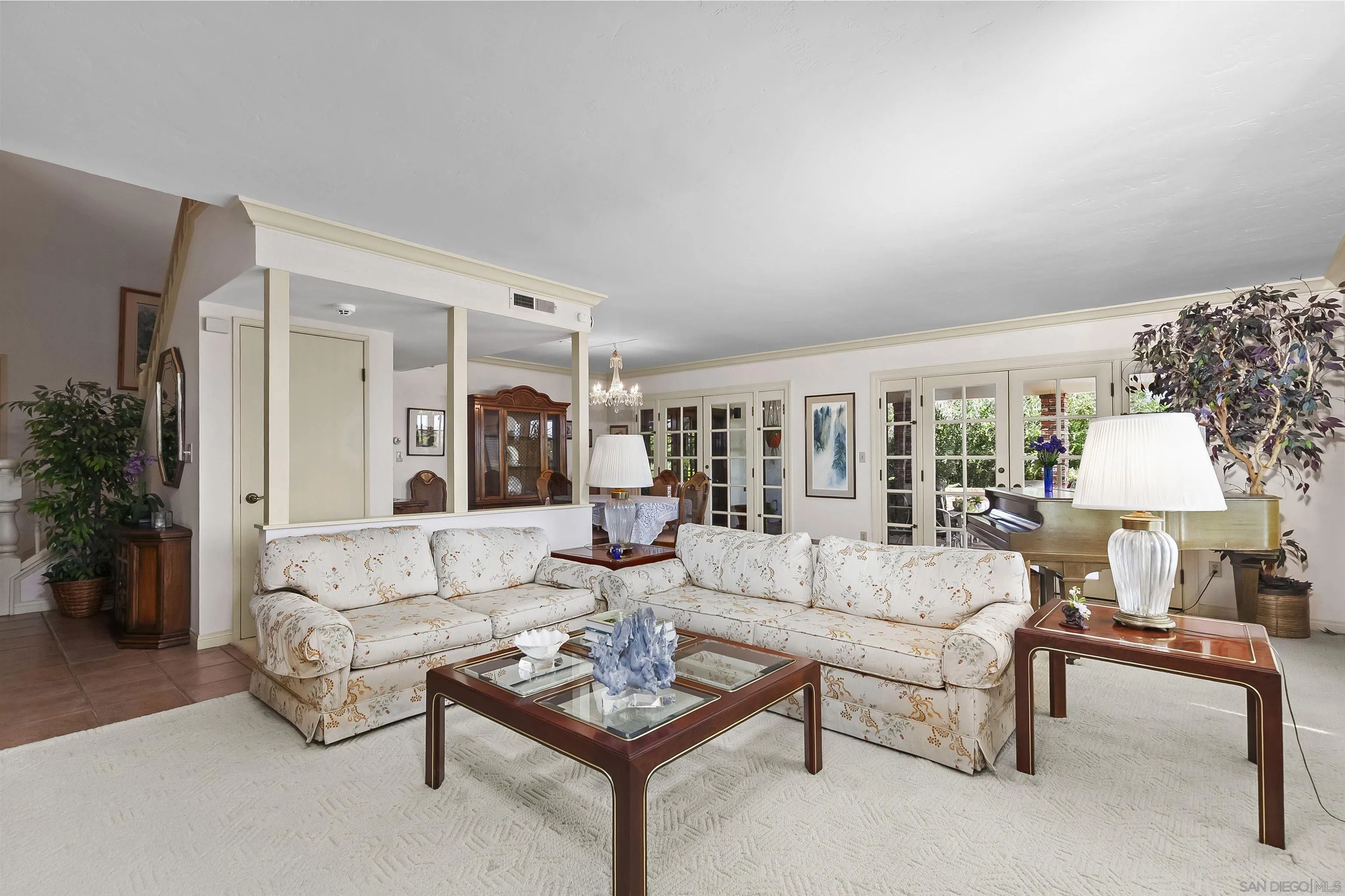 https://cdn.realtyfeed.com/cdn/127/250037902/2c00a22e4fcb2bc5cafbda76ce119db5.webp
