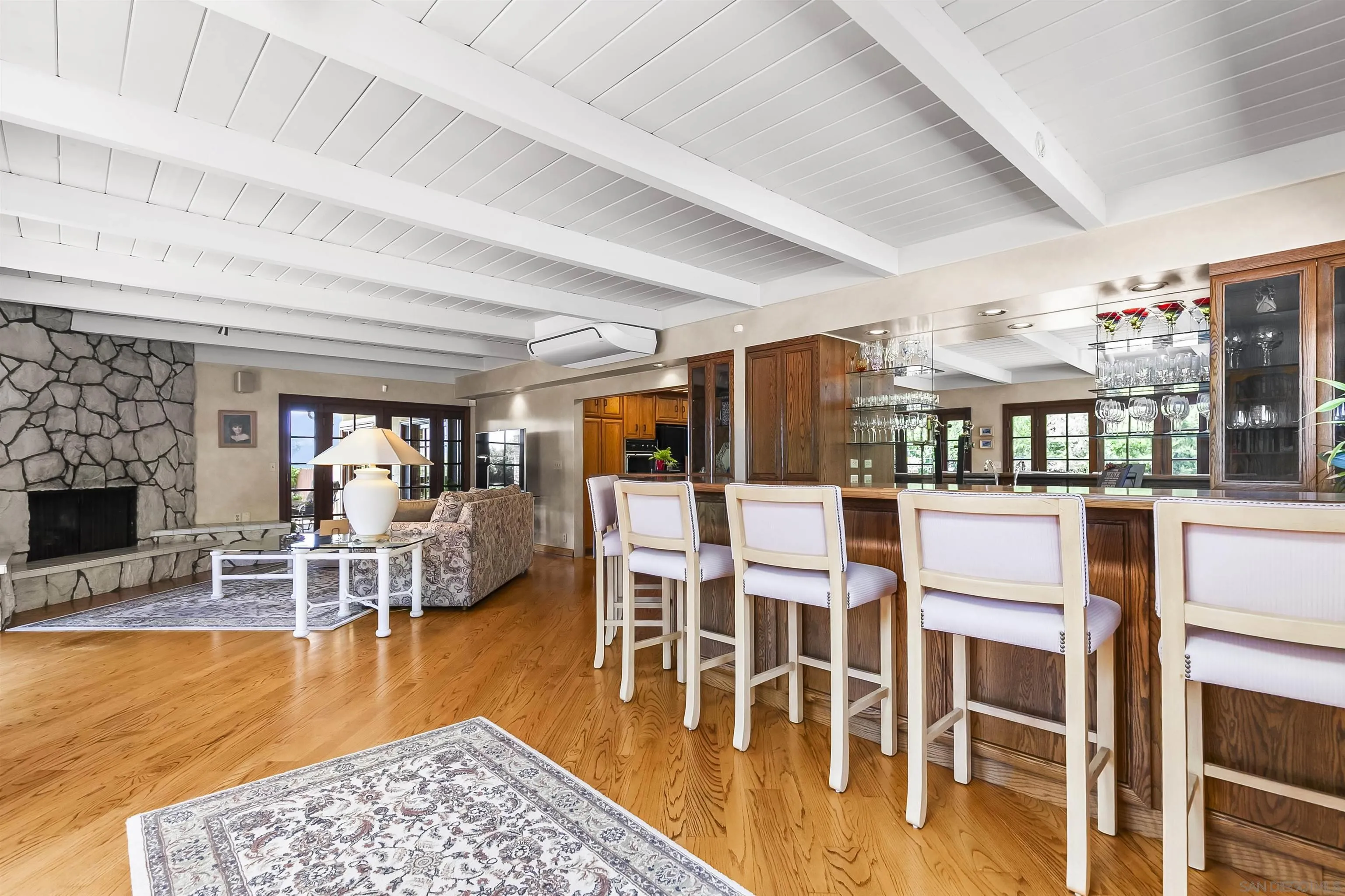 https://cdn.realtyfeed.com/cdn/127/250037902/3b54b4b9604c6ec4612d26b7561c8507.webp