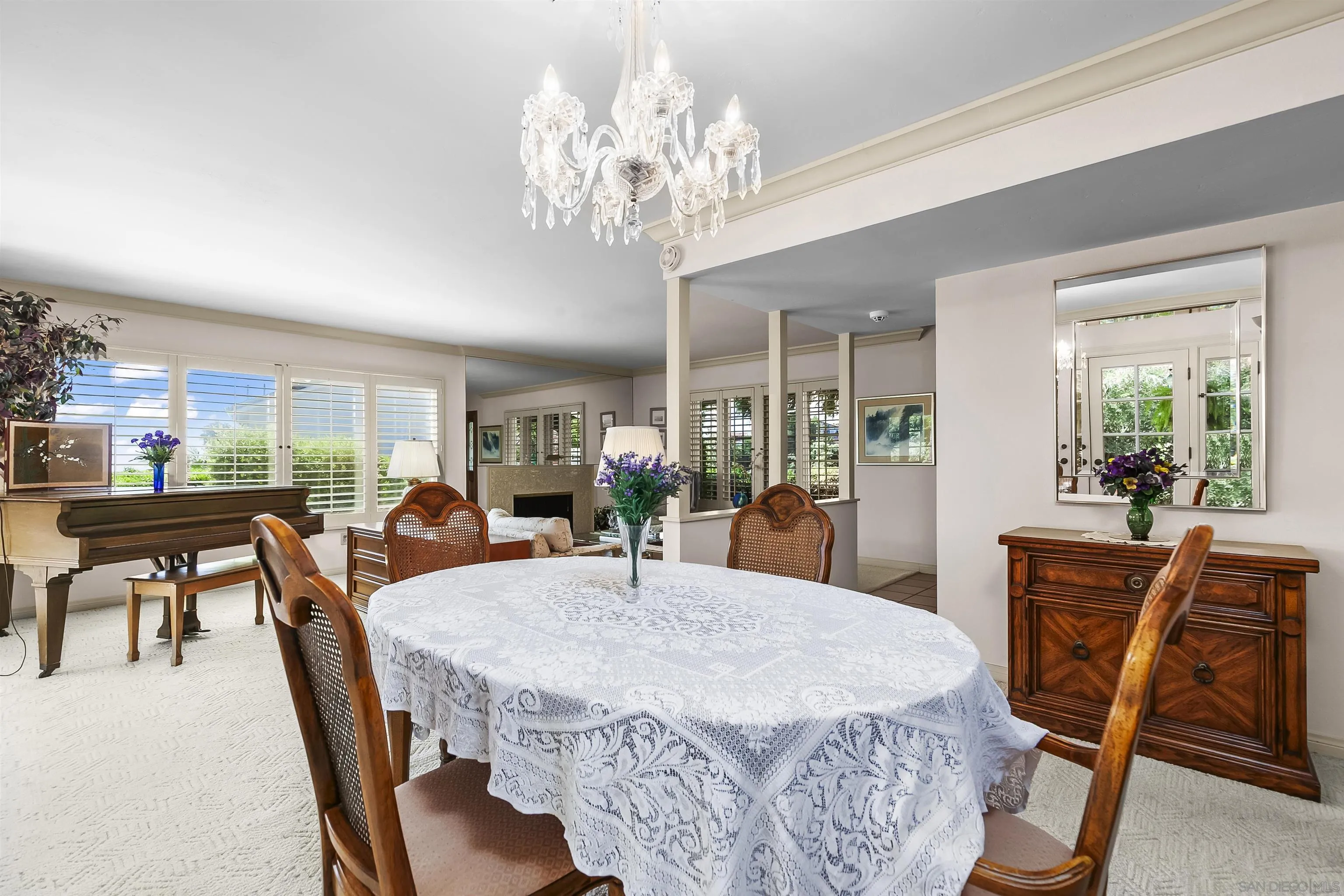 https://cdn.realtyfeed.com/cdn/127/250037902/9807e3b89f7436dfd94dfe009de2c64a.webp