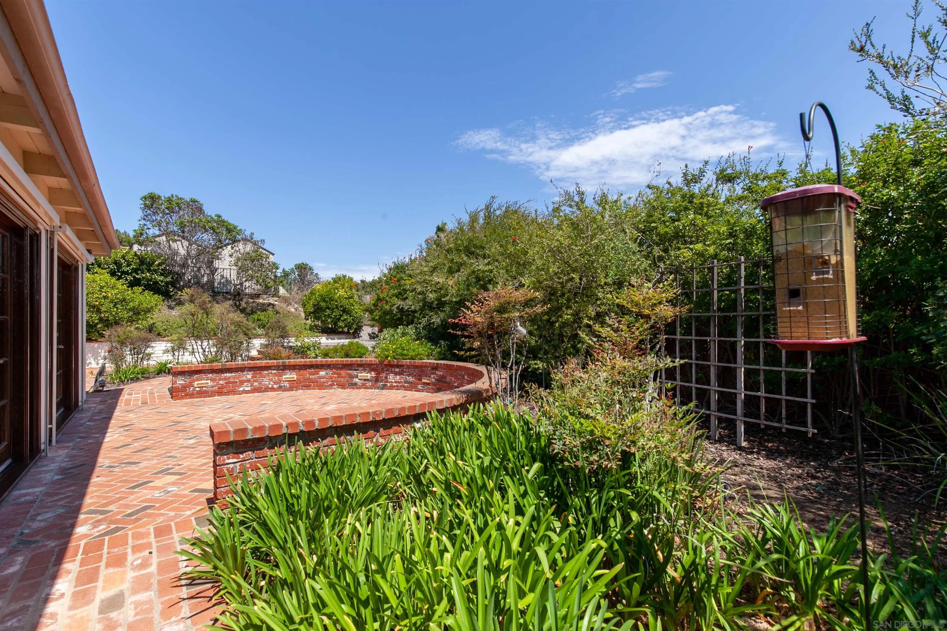 https://cdn.realtyfeed.com/cdn/127/250037902/b0f6bdfa9e1ac3422954f0caaceb7417.webp