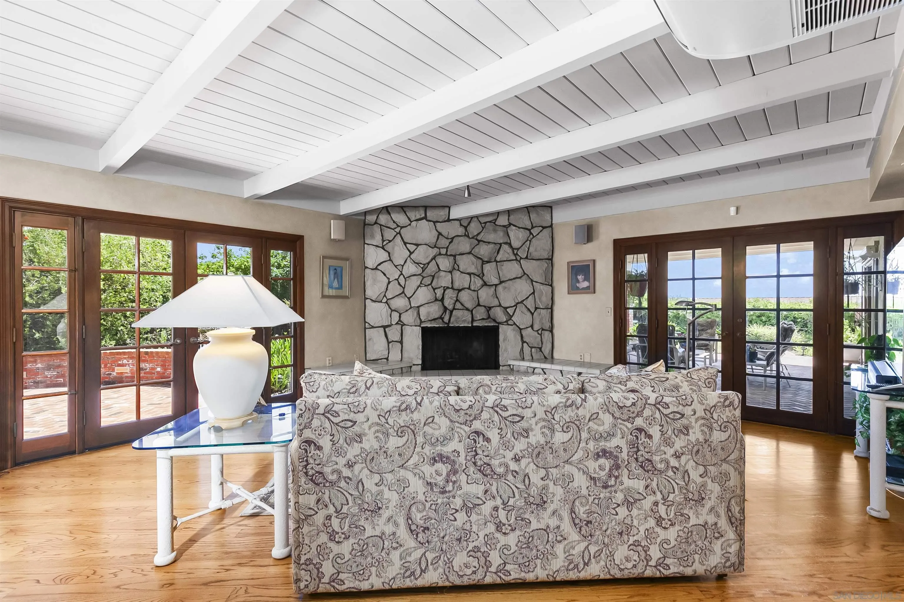 https://cdn.realtyfeed.com/cdn/127/250037902/b843820ea12a8b0c8539b3681594b743.webp