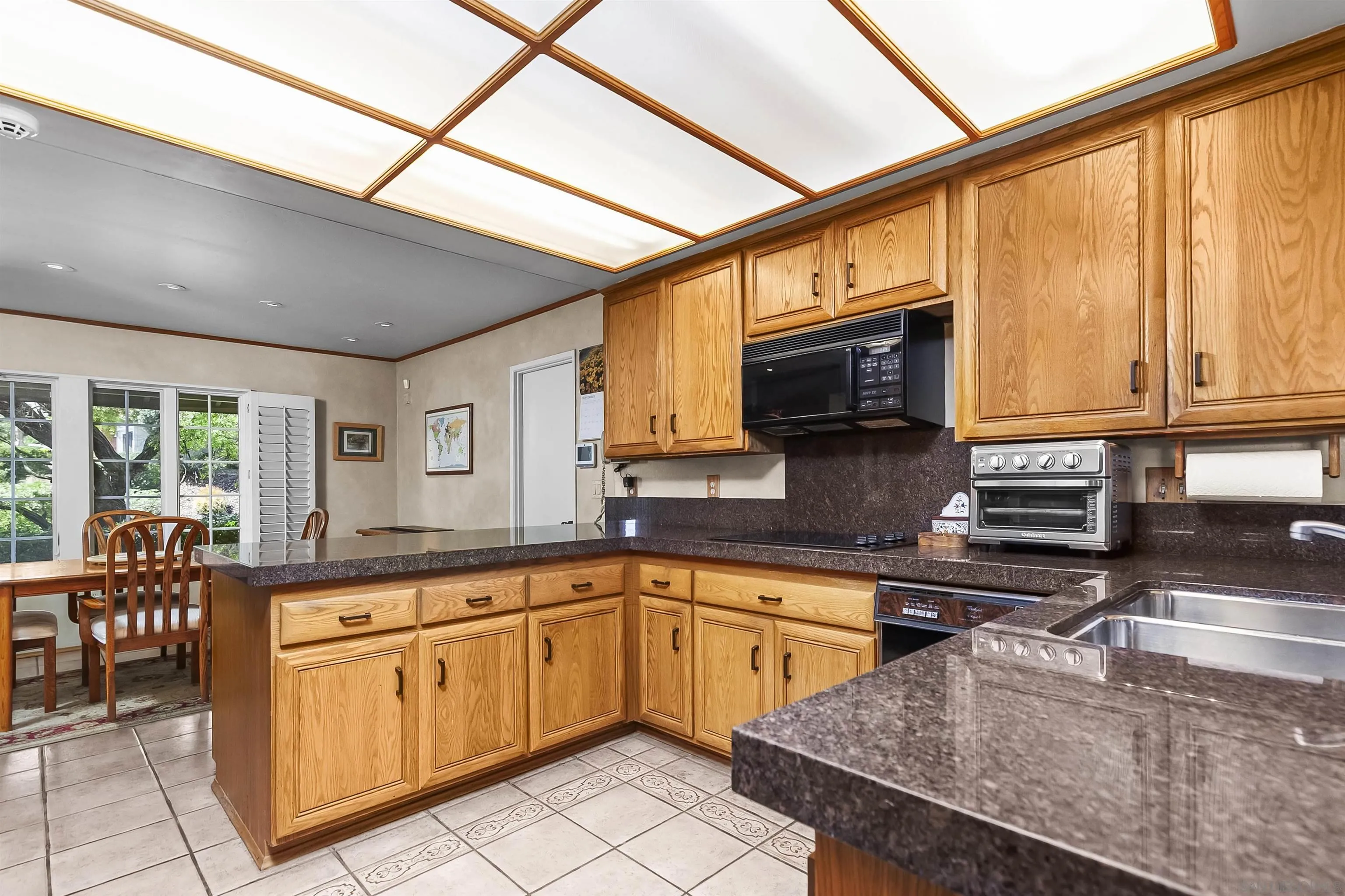 https://cdn.realtyfeed.com/cdn/127/250037902/efb1fa34e41e6ae9b6e8d9d91d2e87ab.webp