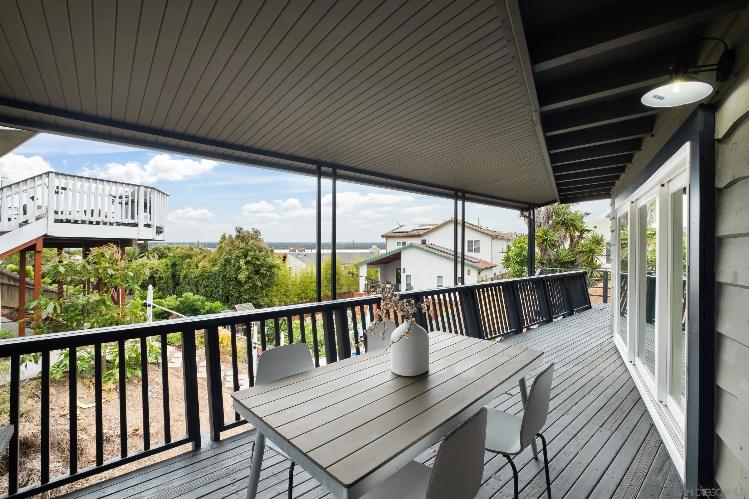 https://cdn.realtyfeed.com/cdn/127/250037903/adefff463a35e47739a9f8654961293a.webp