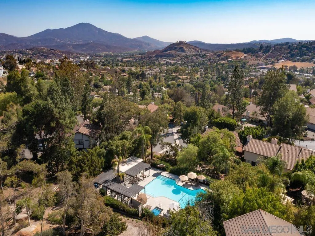 https://cdn.realtyfeed.com/cdn/127/250037905/032cce5a6850c66a914252c833f30e2b.webp