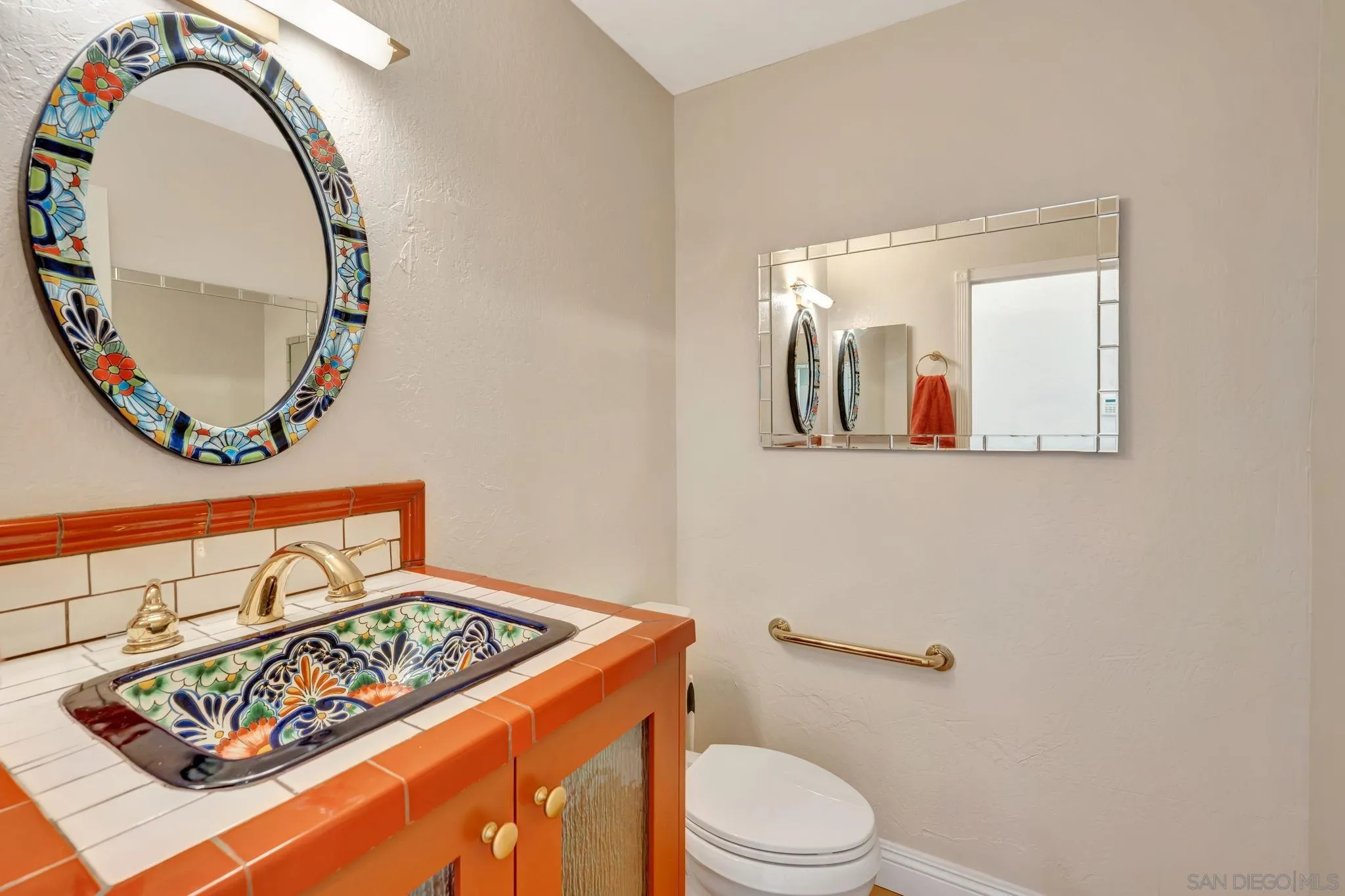 https://cdn.realtyfeed.com/cdn/127/250037905/16c1f01bc31ace48d6b87ce96f6d38ed.webp