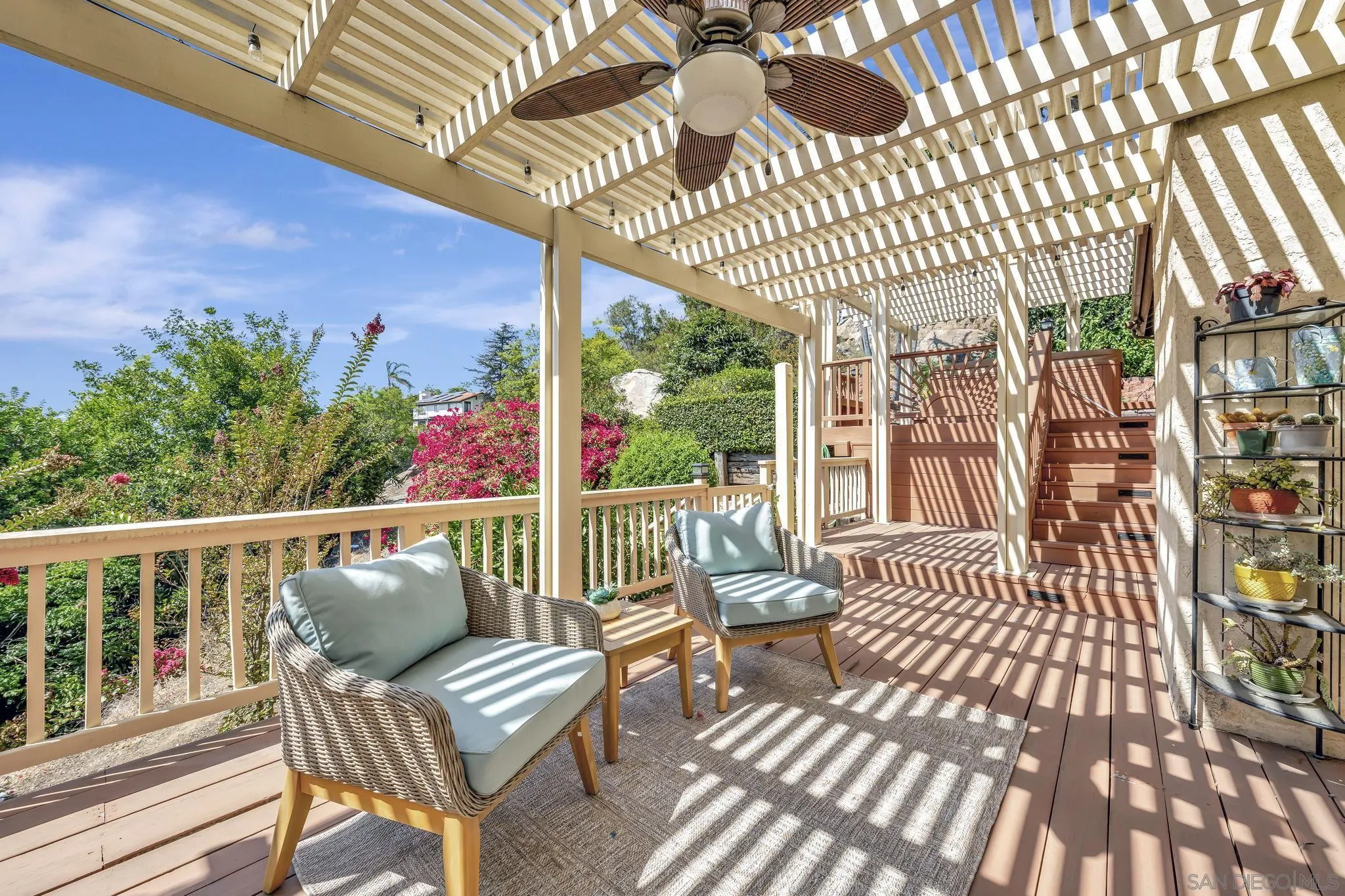 https://cdn.realtyfeed.com/cdn/127/250037905/922b750fc025924cdbb0907e70ad8fd7.webp