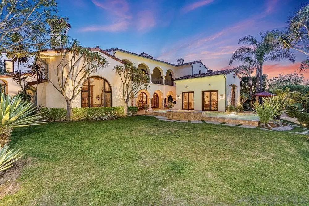 https://cdn.realtyfeed.com/cdn/127/250037906/8a90ed36013f3548652e4d82541d29b0.webp