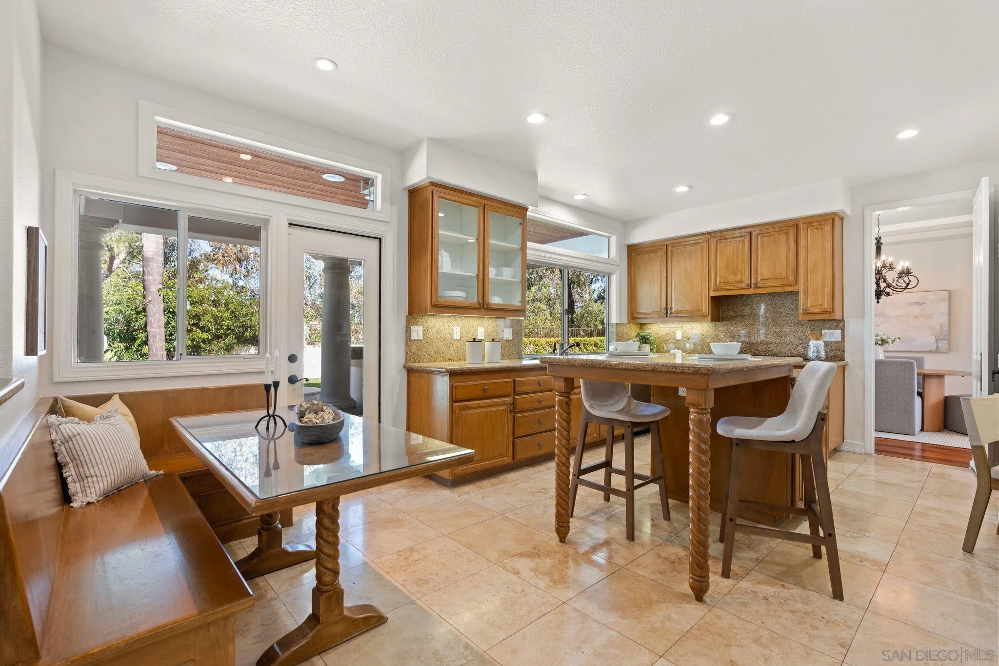 https://cdn.realtyfeed.com/cdn/127/250037910/01447f3b2315aad0f50be52acfedeee6.webp