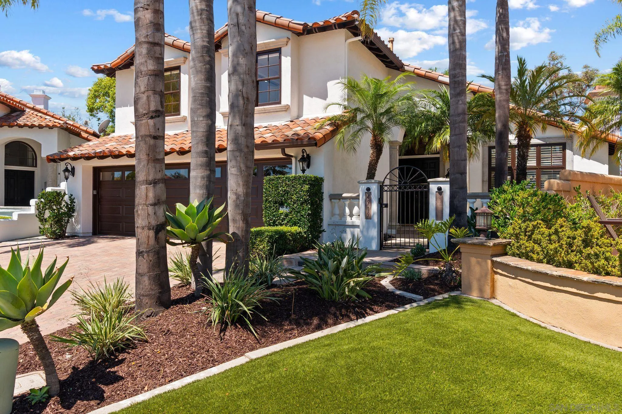 https://cdn.realtyfeed.com/cdn/127/250037910/016e7c3ae41ea7642ac288bf432b3d16.webp