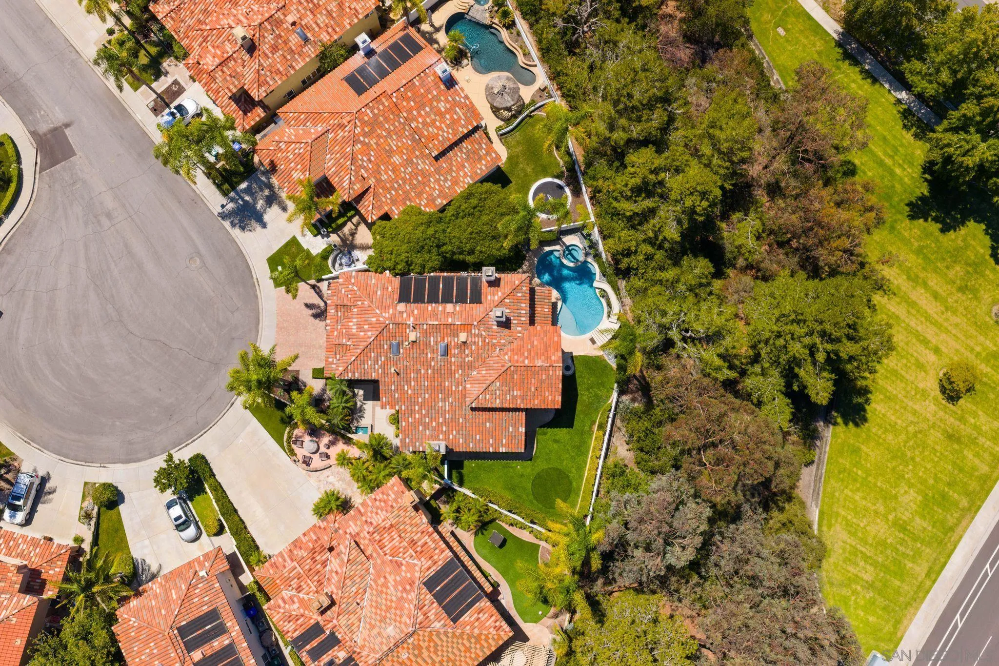 https://cdn.realtyfeed.com/cdn/127/250037910/207f8ffa979ad8c6e29b58b5b38a7739.webp