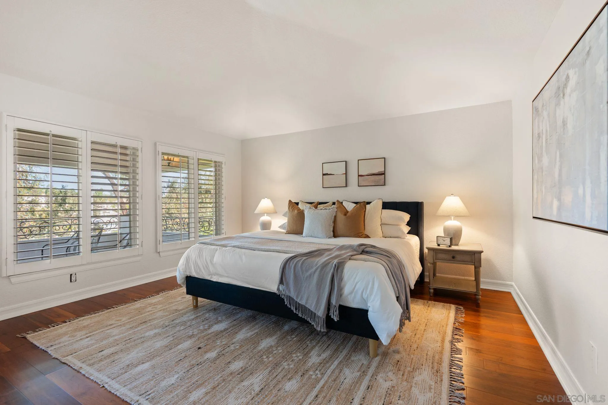 https://cdn.realtyfeed.com/cdn/127/250037910/4f0bb9eeb21723095c47f7b9c8b3f671.webp