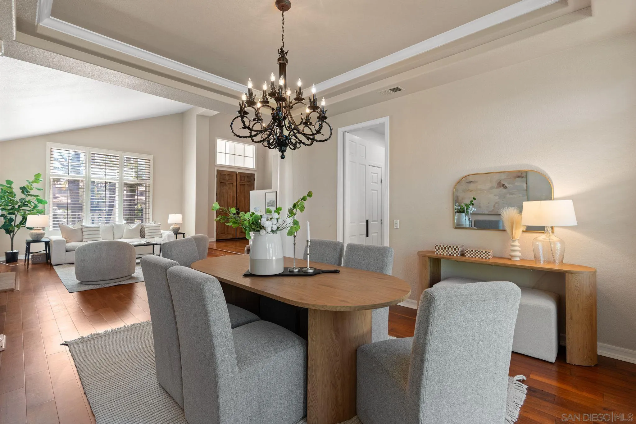 https://cdn.realtyfeed.com/cdn/127/250037910/a25cd49c51466760d6ae2cb448434e0e.webp