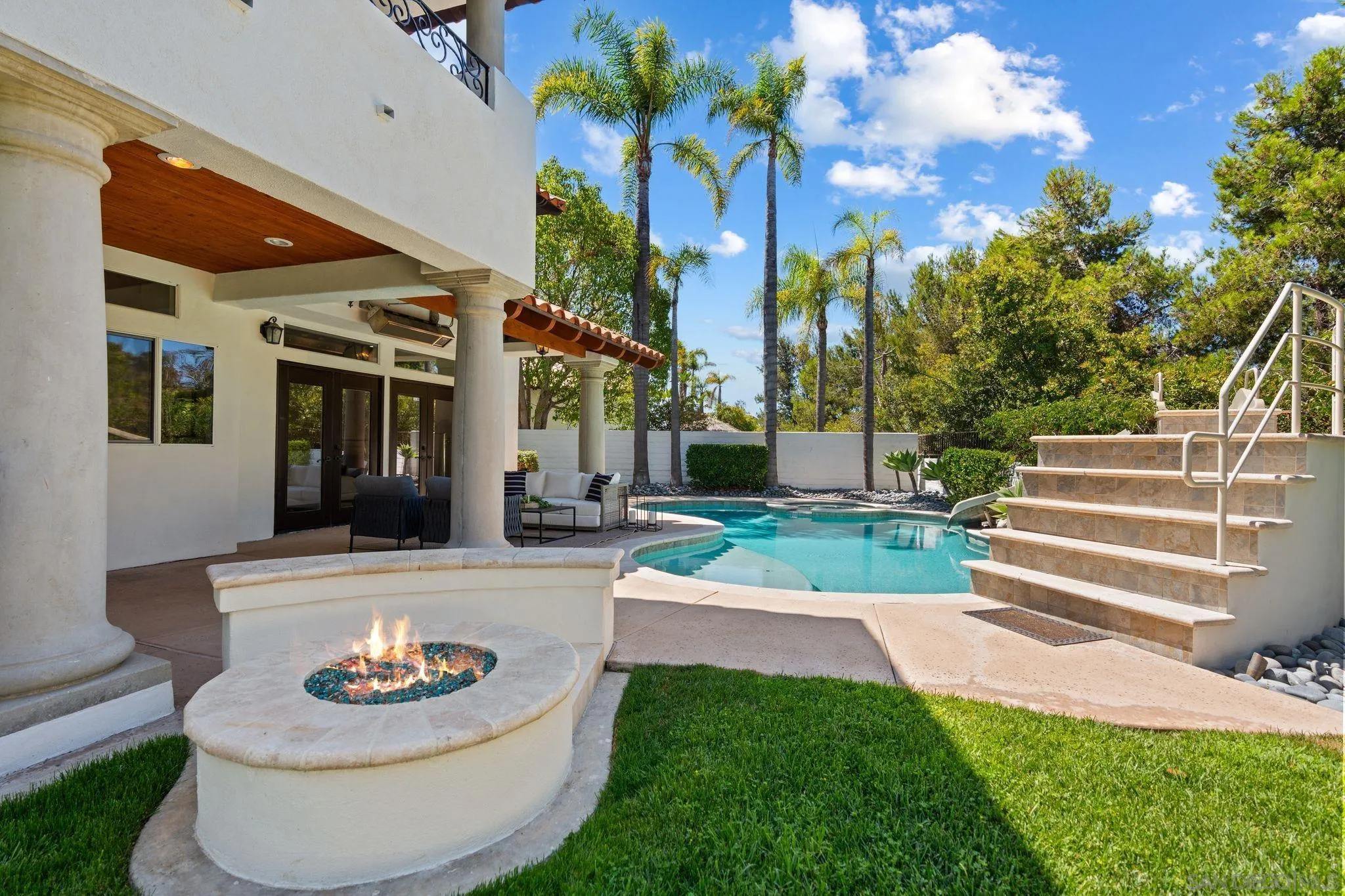 https://cdn.realtyfeed.com/cdn/127/250037910/a42bbd58ce807c442a931844d0428b4e.webp